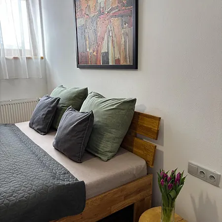 Ubytovani Pod Borovou Pensjonat Malenowice