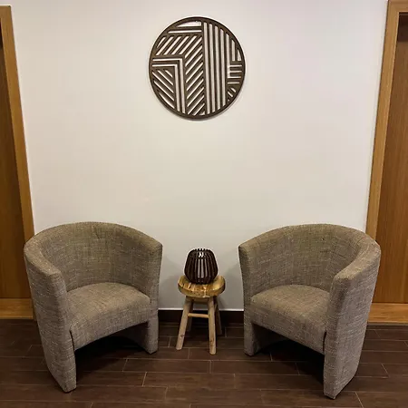 Ubytovani Pod Borovou Pensjonat Malenowice